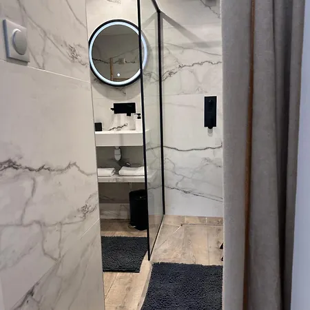 Grand Proche Colmar , Calme , Climatisation Parking Wifi Apartmán *